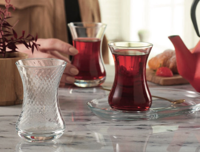 Ince-belli-teegla-ser