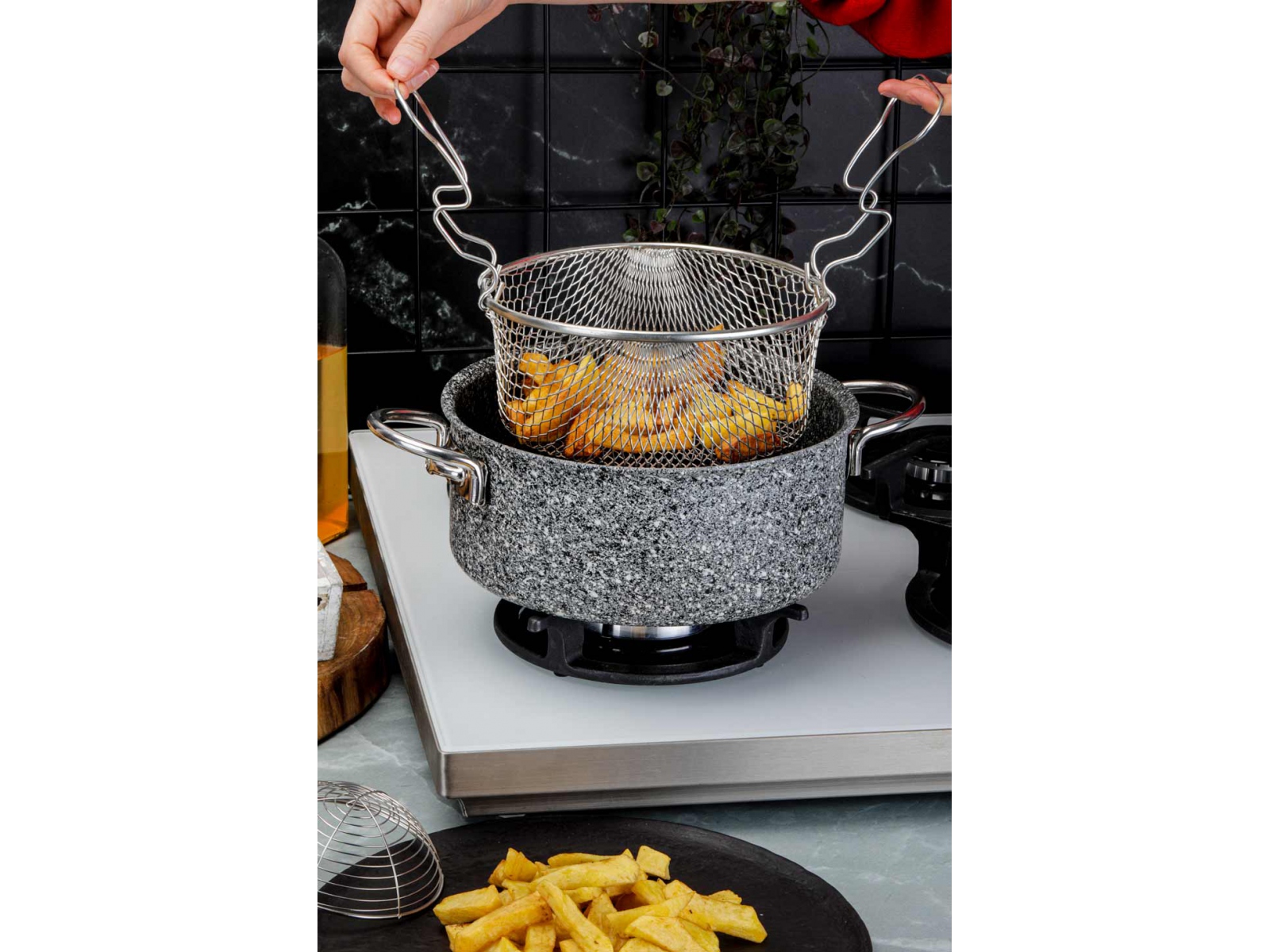 ta-ultra-k-zartma-tenceresi-22-cm-2-1600x1200 TAC Frittiertopf ULTRA GRANIT mit Siebeinsatz 3 Liter 9x22 cm